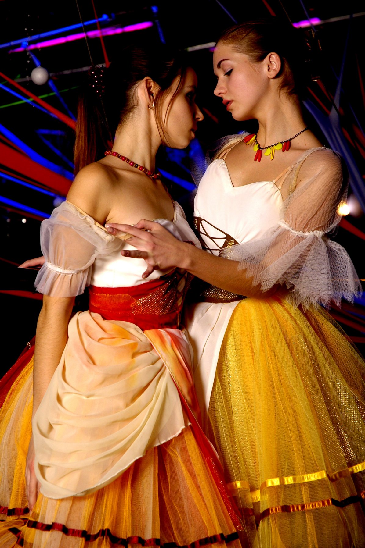 eva-f-and-cleo-a-nude-kissers-metart-011