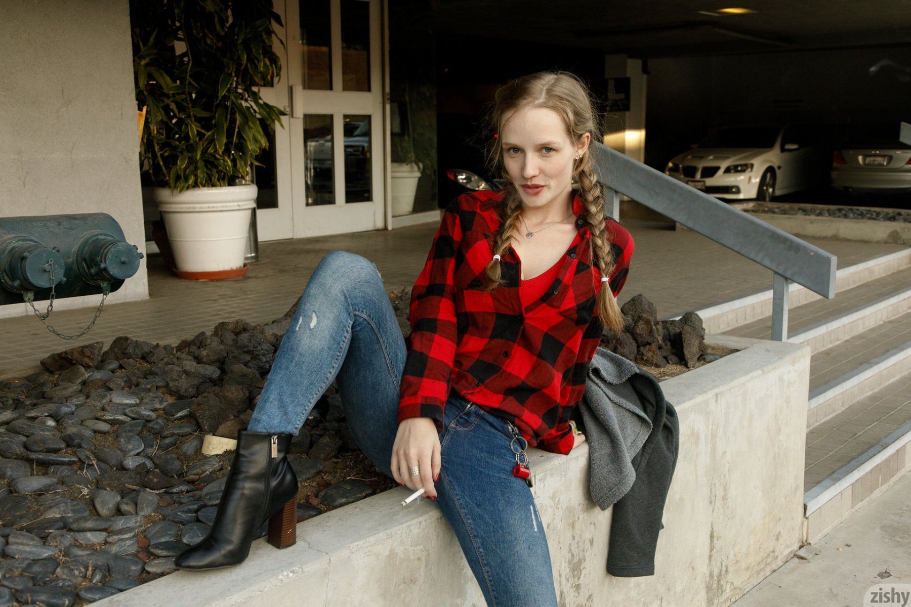 giana-van-patten-nude-cheezin-it-zishy-010