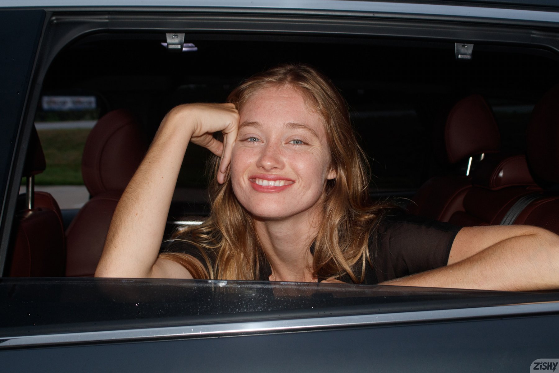 moon torrance nude likes black zishy 0132