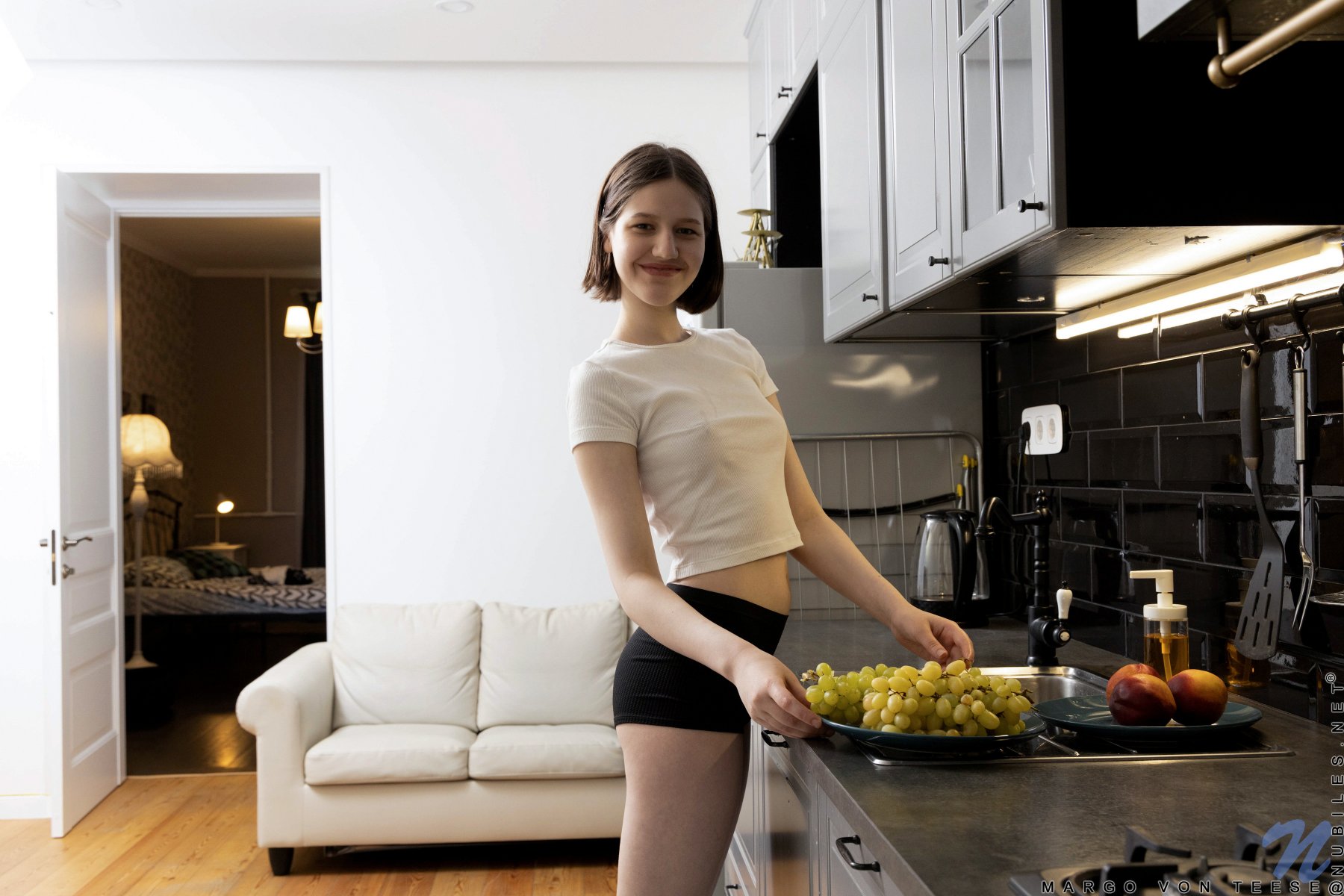 margo von teese nude fruit of the gods nubiles 0003