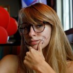 angel youngs eats a red robin zishy 0019