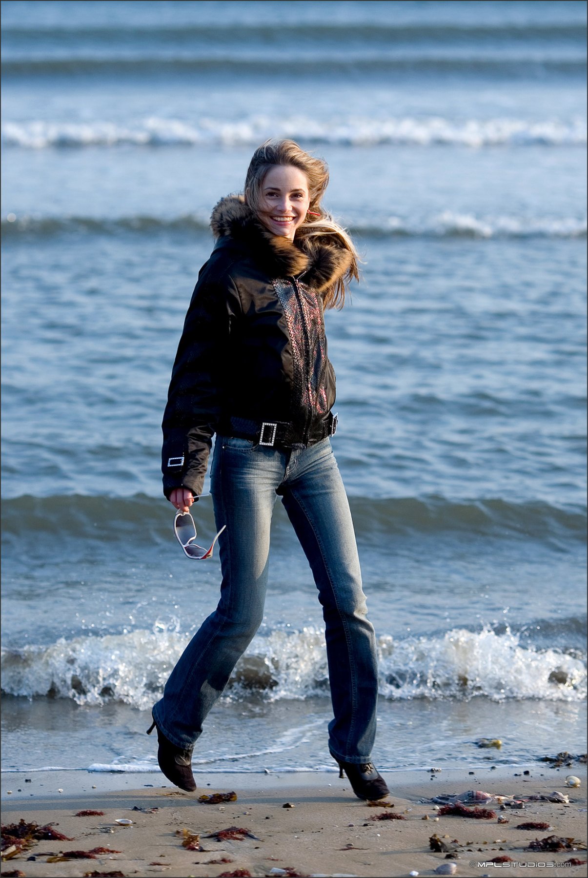 anya winter on the beach mplstudios 0041