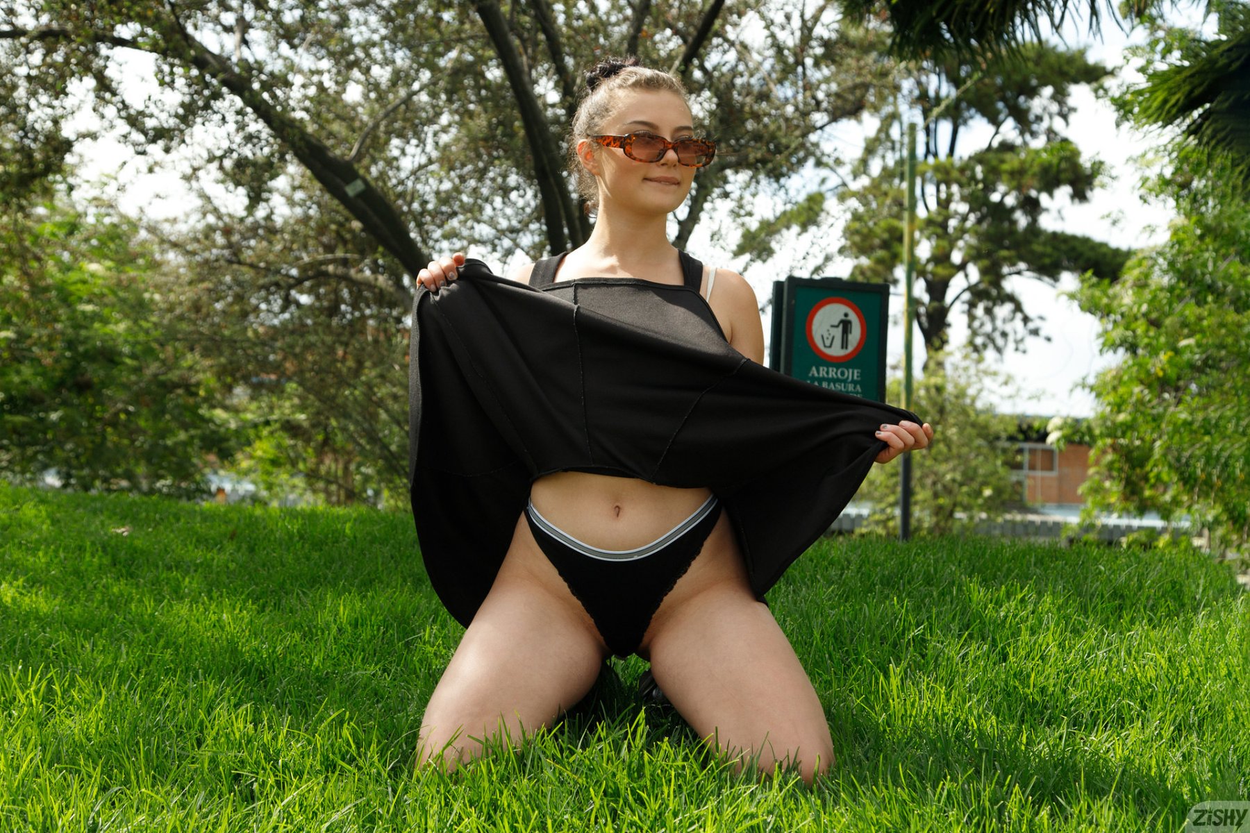 zara skolera taste the face 1 zishy 0034