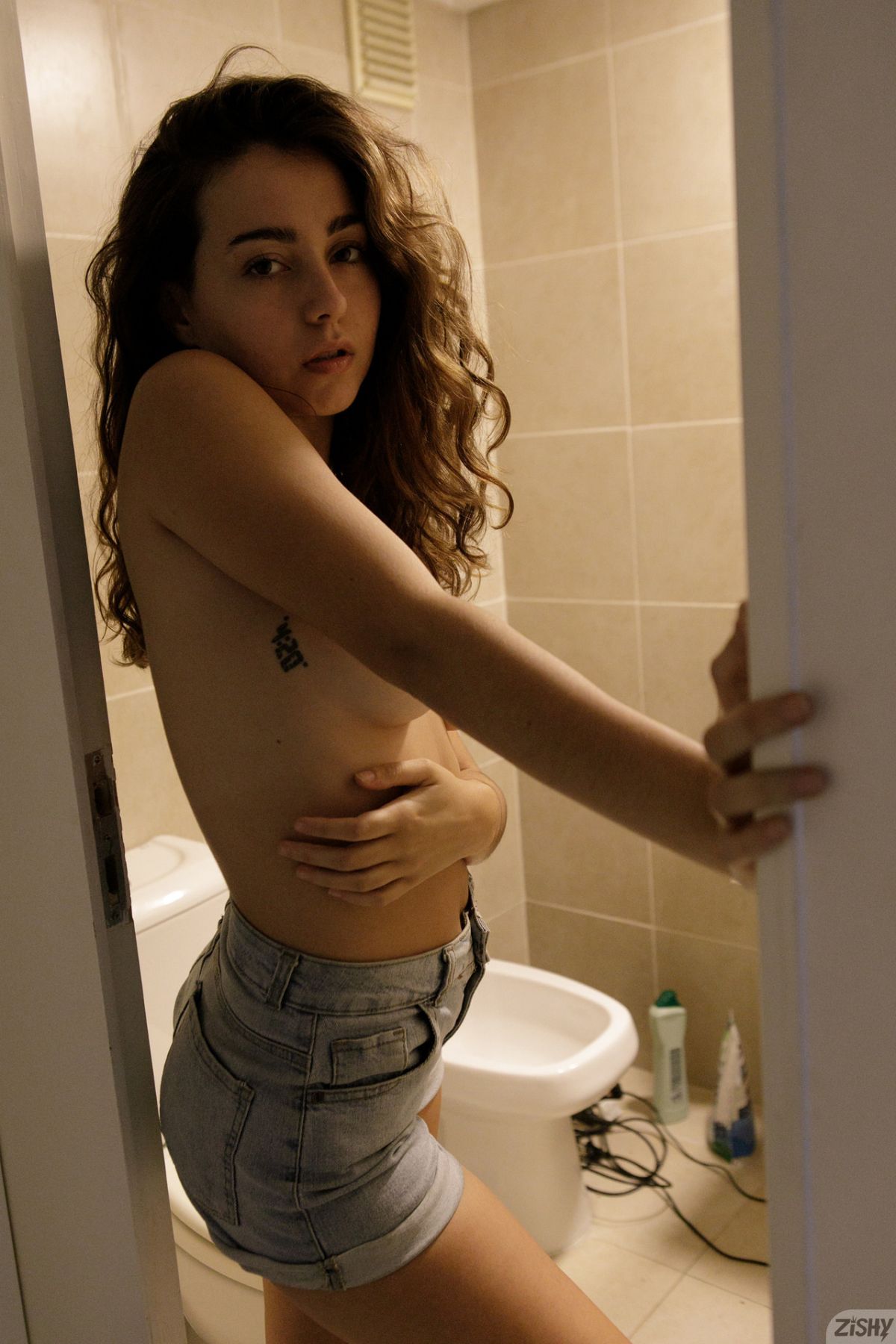 nora hernando rain or shine 1 zishy 0037